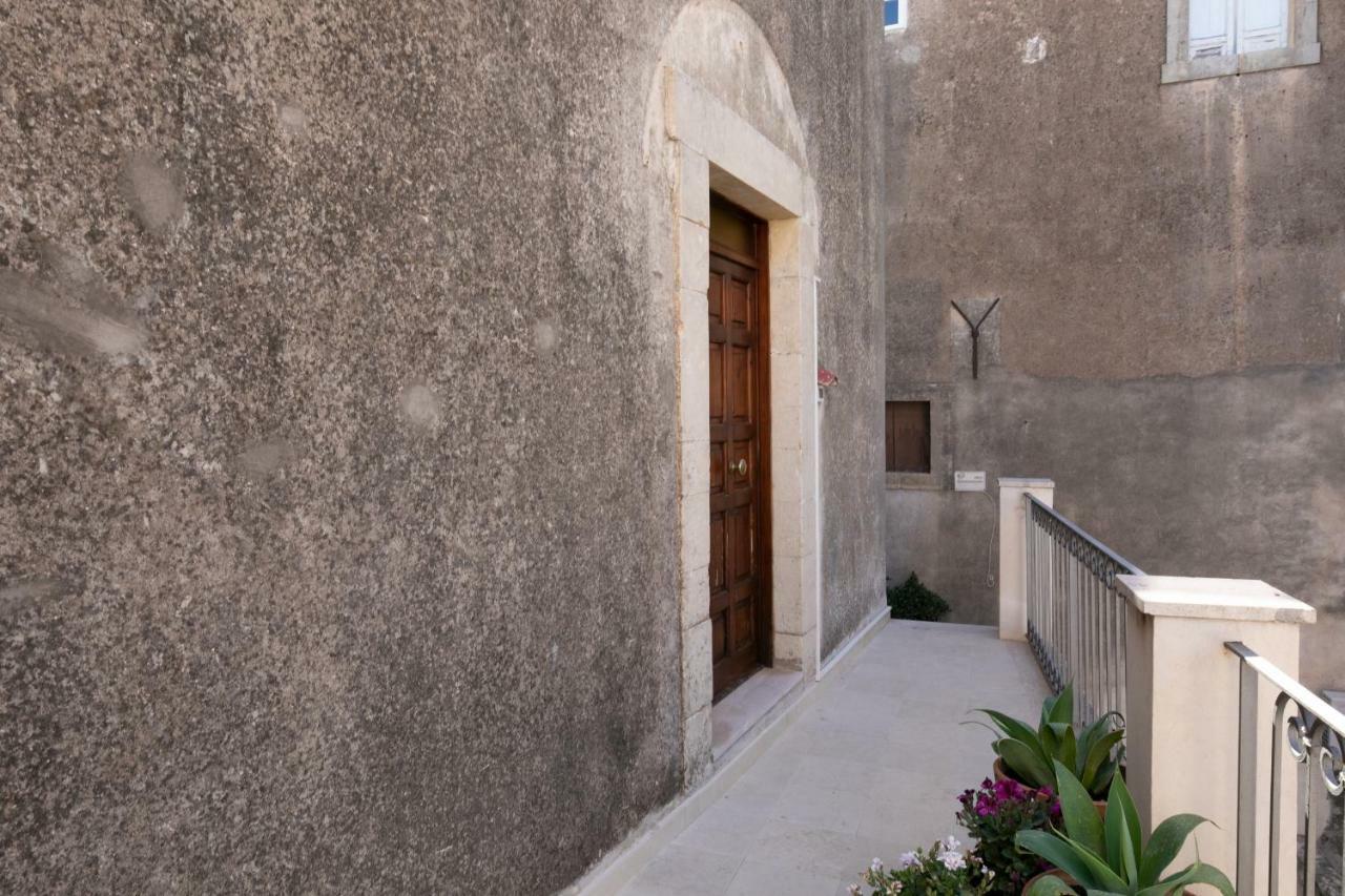 Casa Stefania Apartman Noto Kültér fotó